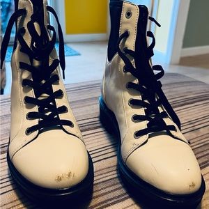 Kenneth Cole White combat boots with black laces. Barely worn